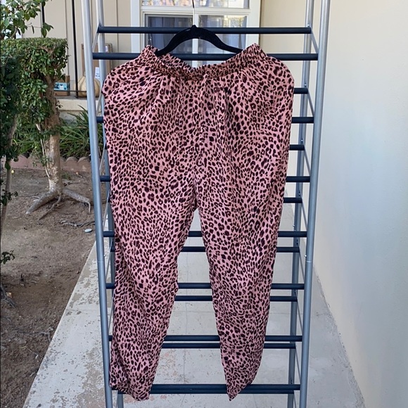 leopard print cigarette trousers PrettyLittleThing | Pants & Jumpsuits | Pink Leopard Print Cigarette Trouser